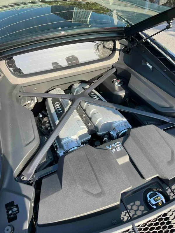 Audi R8 2021 V10 Coupe Performance intérieur photo 6