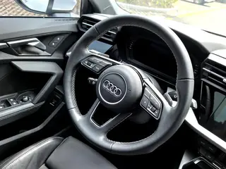 Audi A3 2023 Restyling Sportback 35 TFSI Fashion Sport exterior photo 5