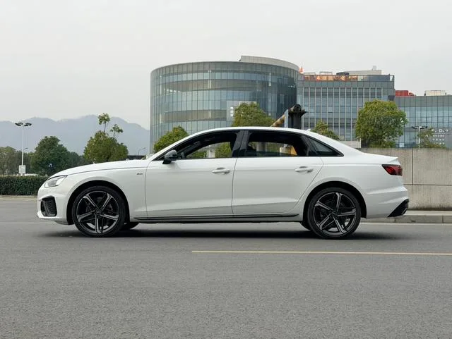 Audi A4L 2024 40 TFSI Type de luxe dynamique extérieur photo 7