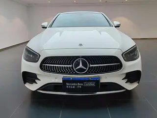 Mercedes-Benz E-Class 2023 E 300 L Fashionable sports car exterior photo 4