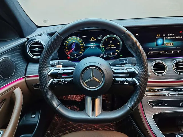 Mercedes-Benz E-Class 2023 E 300 L Fashionable sports car interior photo 13