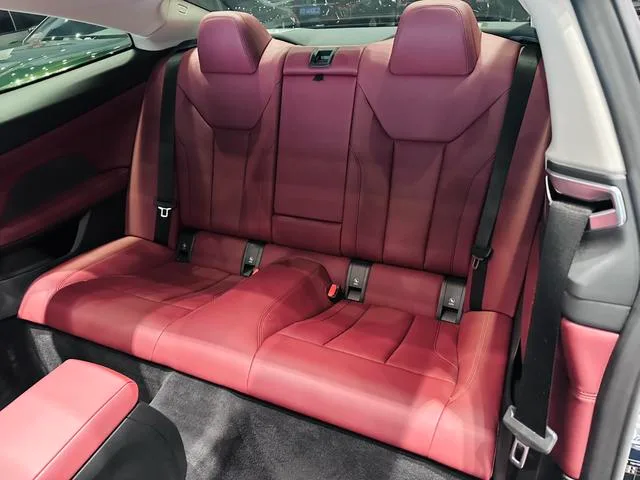 BMW 4 Series 2022 425i M Sports suit interior photo 15