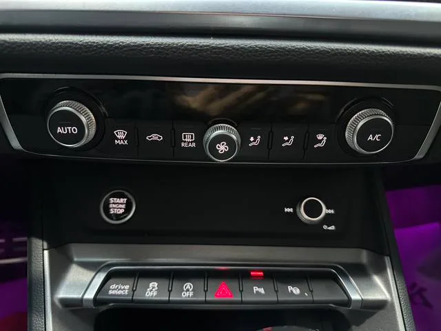 Audi Q3 2022 40 TFSI RS Tipo de velocidad de combustión del kit interior foto 14