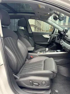 Audi A4L 2020 40 TFSI Deluxe dinámico interior foto 14