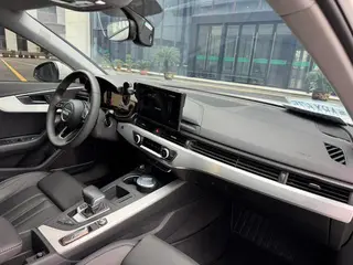 Audi A4L 2020 40 TFSI Deluxe dinámico interior foto 15