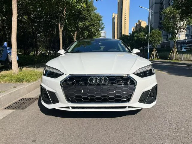 Audi A5 2023 Sportback 40 TFSI Mode dynamique extérieur photo 2
