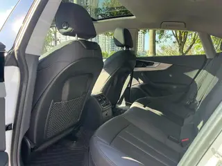 Audi A5 2023 Sportback 40 TFSI Mode dynamique intérieur photo 9