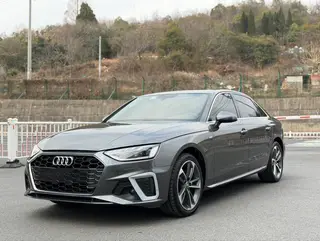 Audi A4L 2020 40 TFSI Mode dynamique