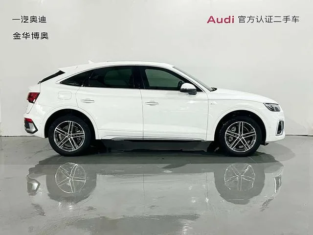 Audi Q5L Sportback 2021 40 TFSI Fashionable exterior photo 3
