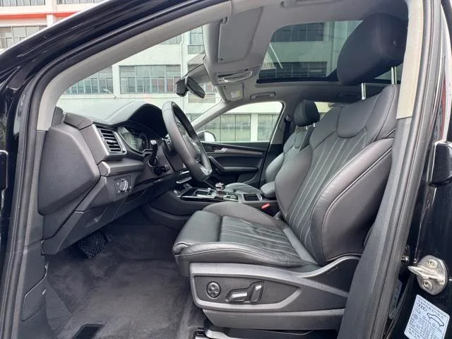 Audi Q5L Sportback 2022 40 TFSI RS Kit Burn Rate Type exterior photo 5