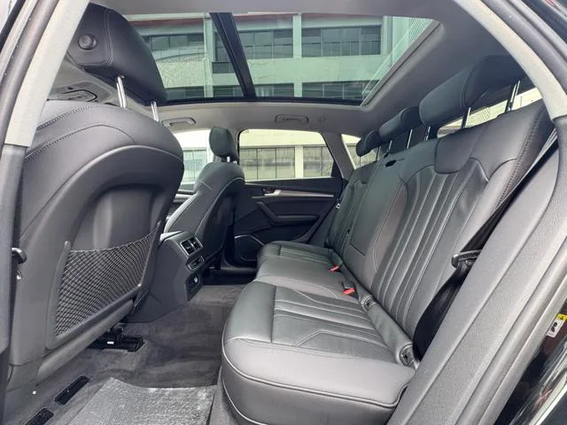 Audi Q5L Sportback 2022 40 TFSI RS Kit Burn Rate Type exterior photo 6
