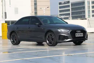 Audi A4L 2023 40 TFSI Deluxe Dynamic exterior photo 3