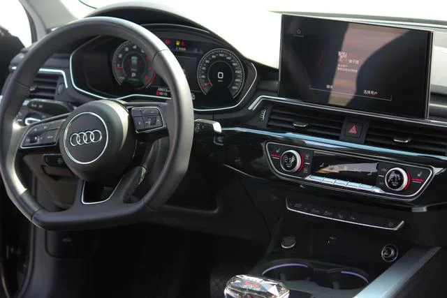 Audi A4L 2023 40 TFSI Deluxe Dynamic exterior photo 8
