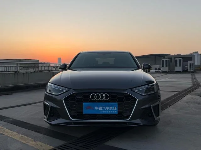 Audi A4L 2020 40 TFSI quattro Deluxe Dynamic exterior photo 2