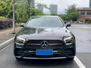 Mercedes-Benz E-Class 2022 Restyling E 300 L Fashionable sports car exterior photo 2