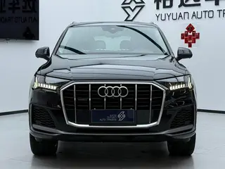 Audi Q7 2021 55 TFSI quattro S line Sporty exterior photo 2