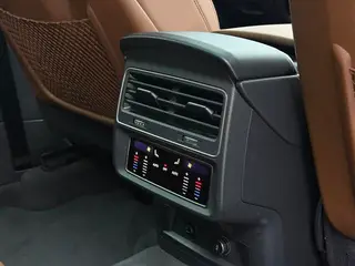 Audi Q7 2021 55 TFSI quattro S line Sporty interior photo 12