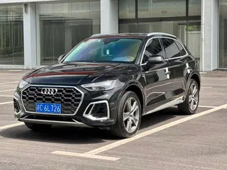 Audi Q5L 2022 45T Deluxe Dynamic