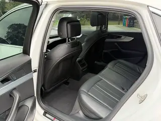 Audi A4L 2022 40 TFSI Tipo dinámico de moda interior foto 16