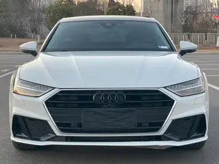 Audi A7 2023 45 TFSI Selection exterior photo 2