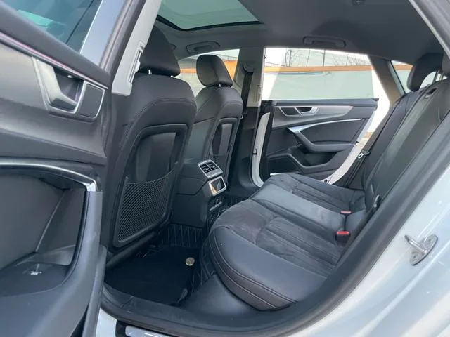 Audi A7 2023 45 TFSI Selection interior photo 10