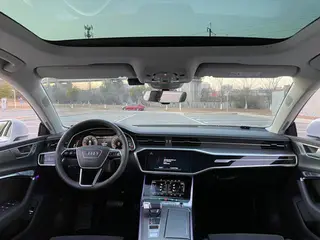 Audi A7 2023 45 TFSI Selection interior photo 13