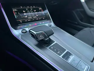Audi A7 2023 45 TFSI Selection interior photo 15