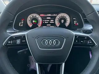 Audi A7 2023 45 TFSI Selection interior photo 16