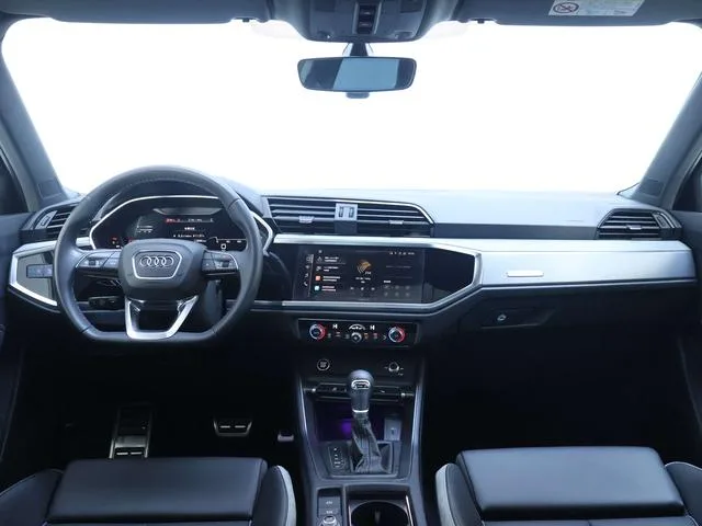 Audi Q3 2024 35 TFSI Mode dynamique intérieur photo 14