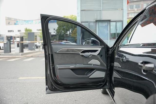 Audi S8 2021 S8L 4.0TFSI quattro interior foto 9