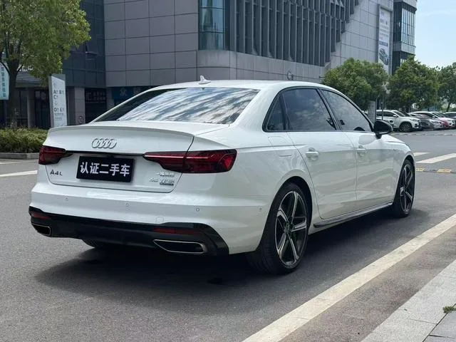 Audi A4L 2022 45 TFSI quattro Choose dynamic type exterior photo 7