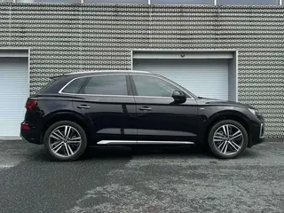 Audi Q5L 2022 40T Deluxe Dynamic exterior photo 4