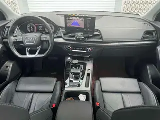 Audi Q5L 2022 40T Deluxe Dynamic interior photo 12