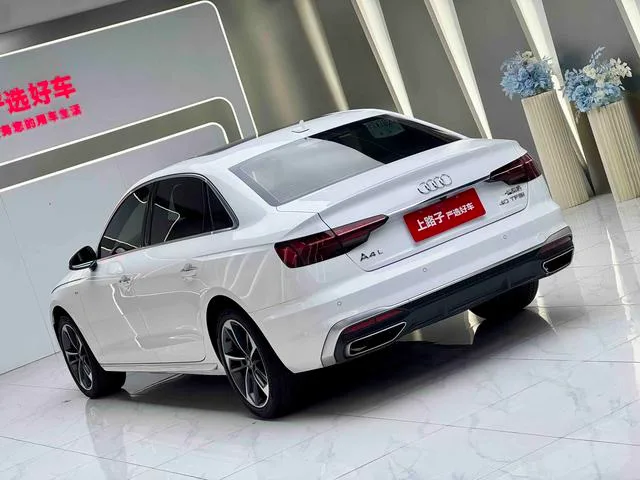 Audi A4L 2024 40 TFSI Fashion dynamic type exterior photo 4