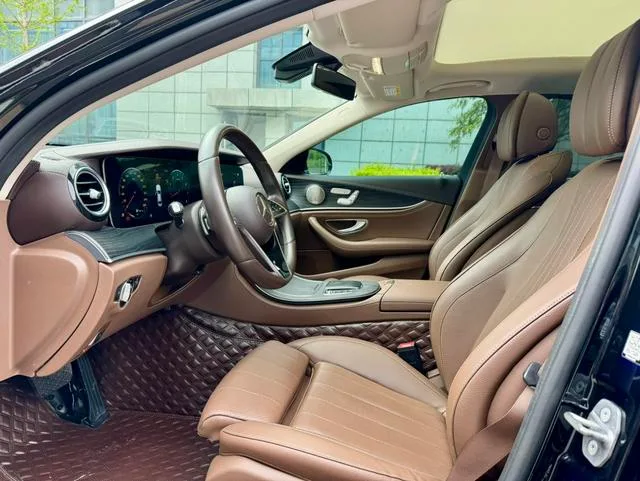 Mercedes-Benz E-Class 2022 E 300 L Люксовый Седан экстерьер фото 4