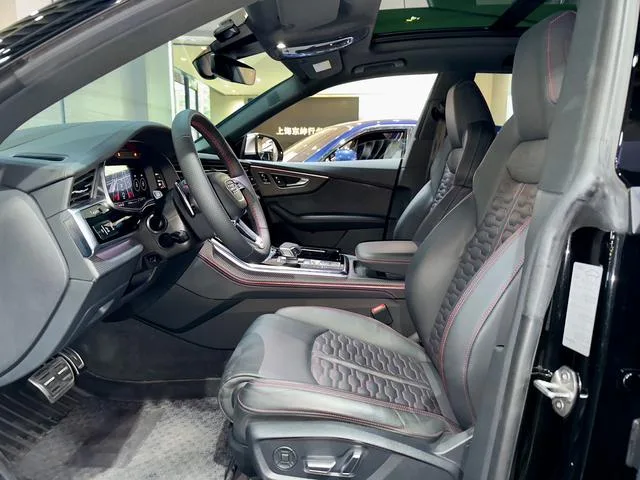 Audi RS Q8 2022 RS Q8 4.0T intérieur photo 12