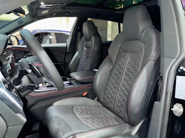 Audi RS Q8 2022 RS Q8 4.0T intérieur photo 13