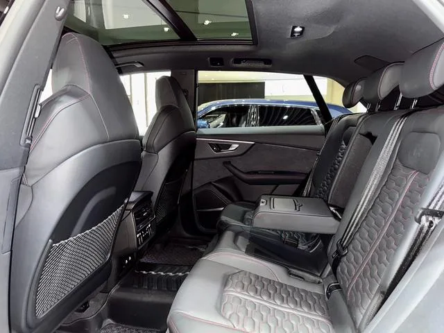 Audi RS Q8 2022 RS Q8 4.0T intérieur photo 14