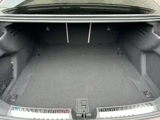 Audi A5L 2026 2.0T Versión deportiva interior foto 18