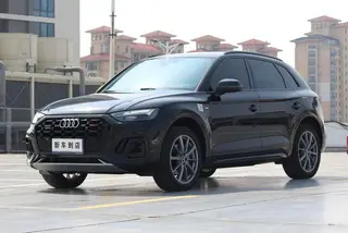 Audi Q5L 2023 40T Deluxe Dynamic