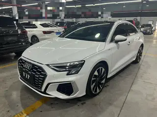 Audi A3 2023 Restyling A3L Limousine 35 TFSI Fashion Sport