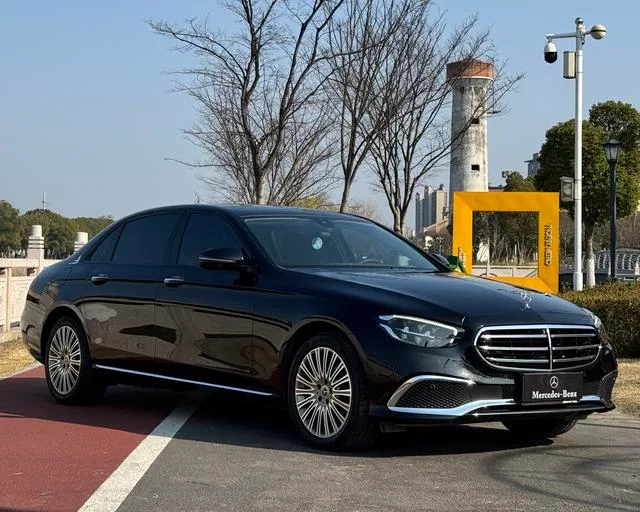 Mercedes-Benz E-Class 2021 Restyling E 300 L Luxury type Passenger car exterior photo 3