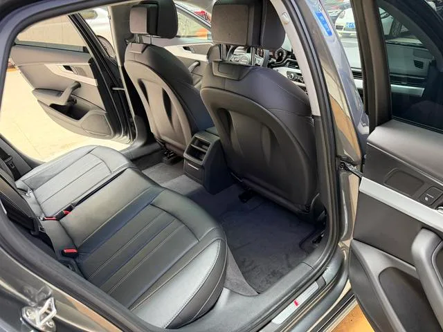 Audi A4L 2023 40 TFSI Tipo dinámico de moda interior foto 19