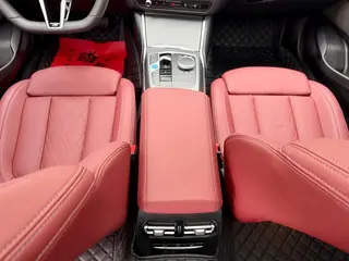BMW i3 2025 eDrive35L interior photo 15