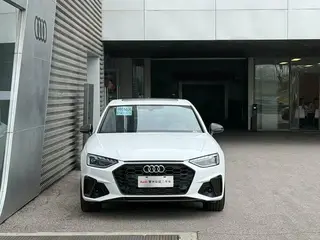 Audi A4L 2024 40 TFSI Deluxe dinámico exterior foto 2