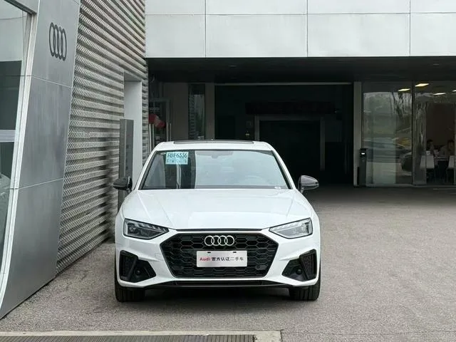 Audi A4L 2024 40 TFSI Deluxe dinámico exterior foto 2