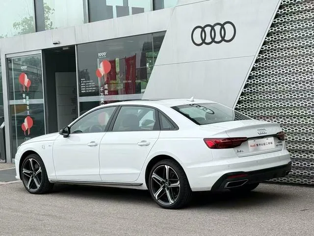 Audi A4L 2024 40 TFSI Deluxe dinámico exterior foto 5