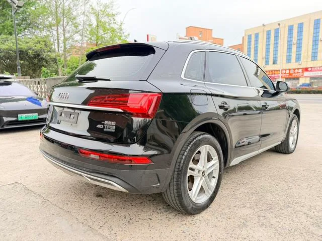 Audi Q5L 2022 40T Deluxe Dynamic exterior photo 4