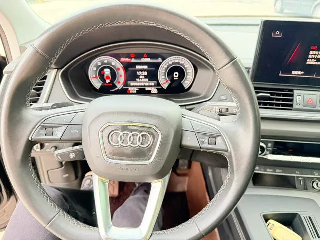 Audi Q5L 2022 40T Deluxe Dynamic exterior photo 7