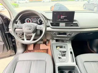 Audi Q5L 2022 40T Deluxe Dynamic interior photo 11
